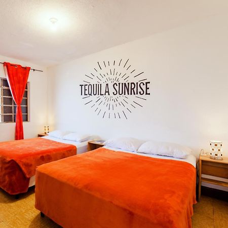 Tequila Sunrise Hostel Ciudad Guatemala Eksteriør billede