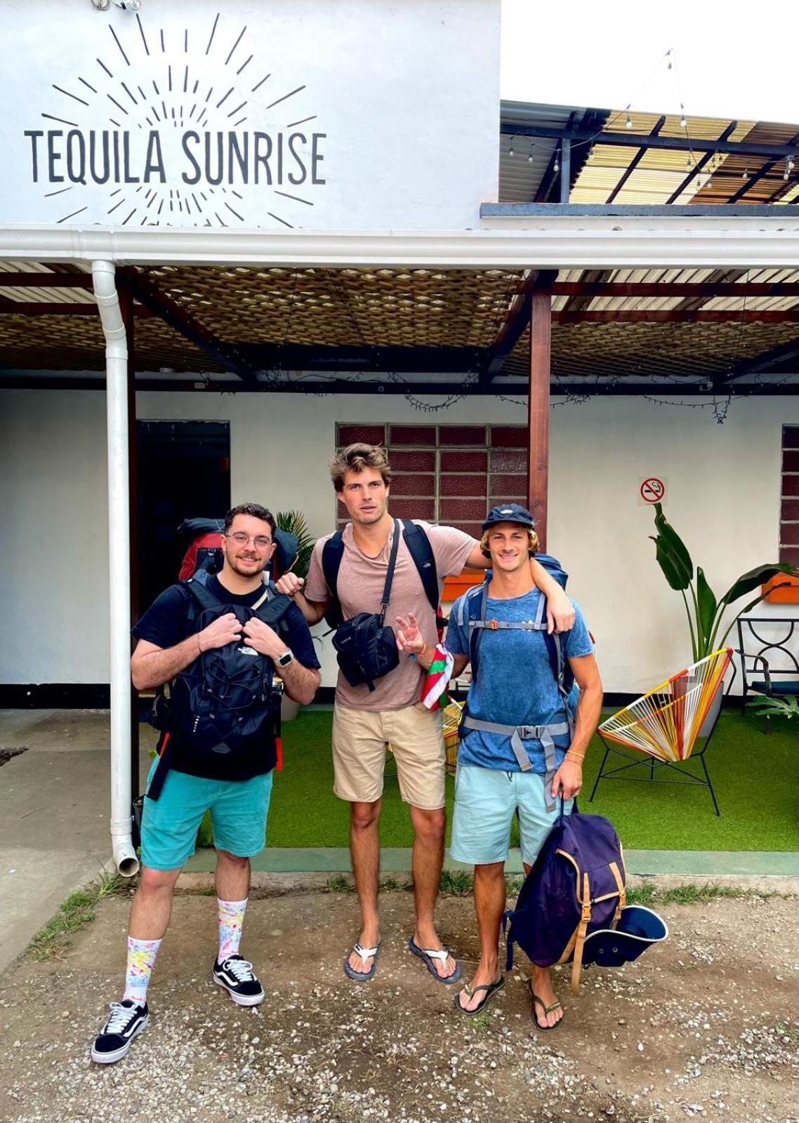 Tequila Sunrise Hostel Ciudad Guatemala Eksteriør billede