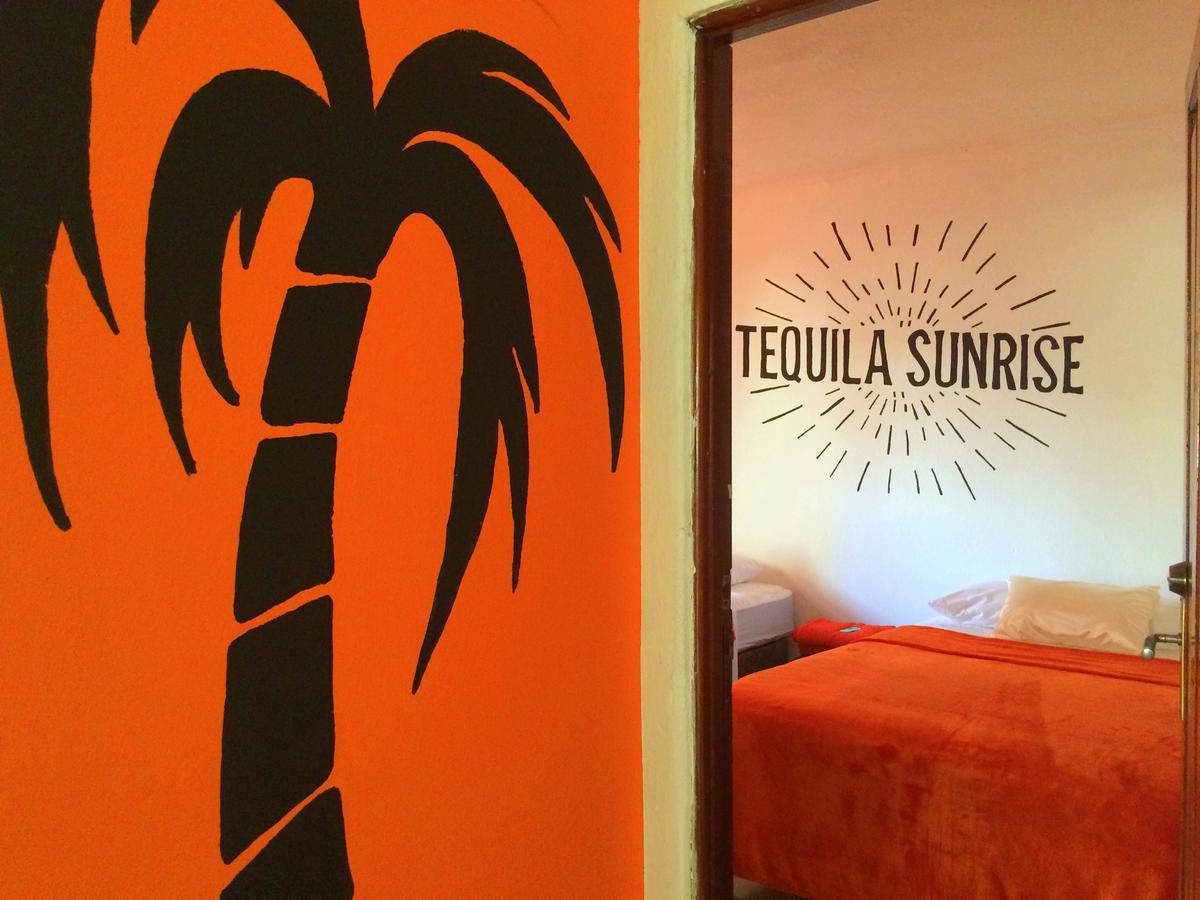 Tequila Sunrise Hostel Ciudad Guatemala Eksteriør billede