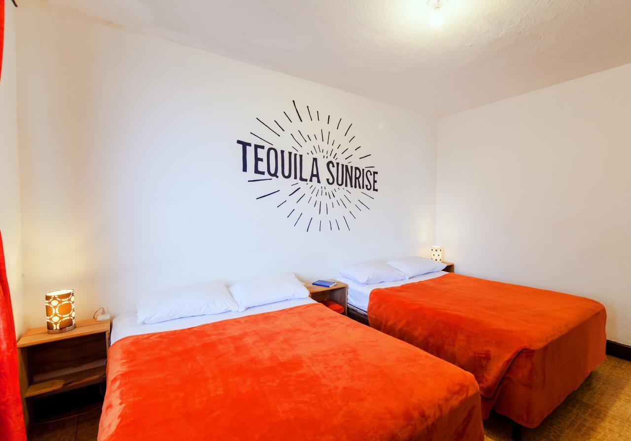 Tequila Sunrise Hostel Ciudad Guatemala Eksteriør billede